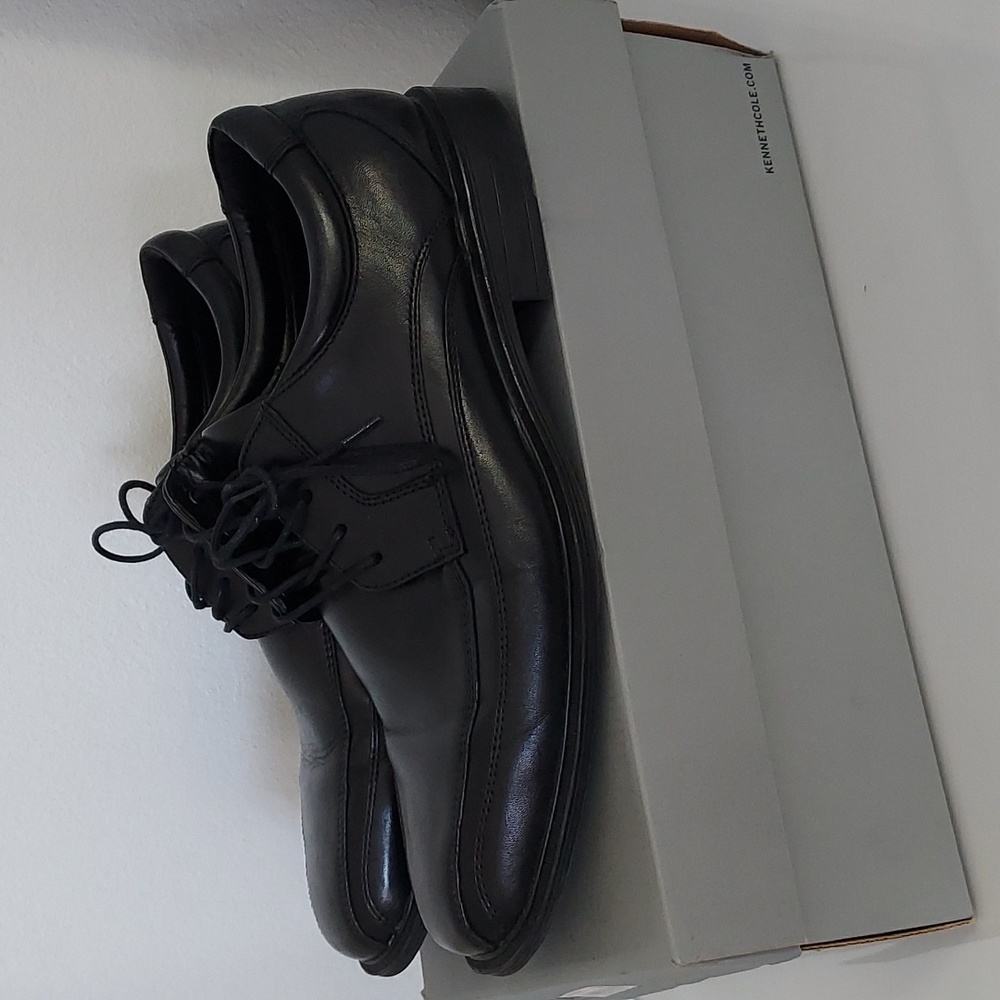 Kenneth Cole Reaction Shoes